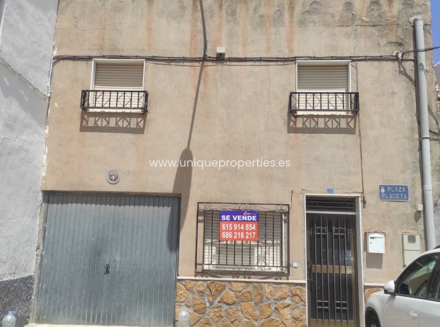 Reventa - Village House -
Higueral