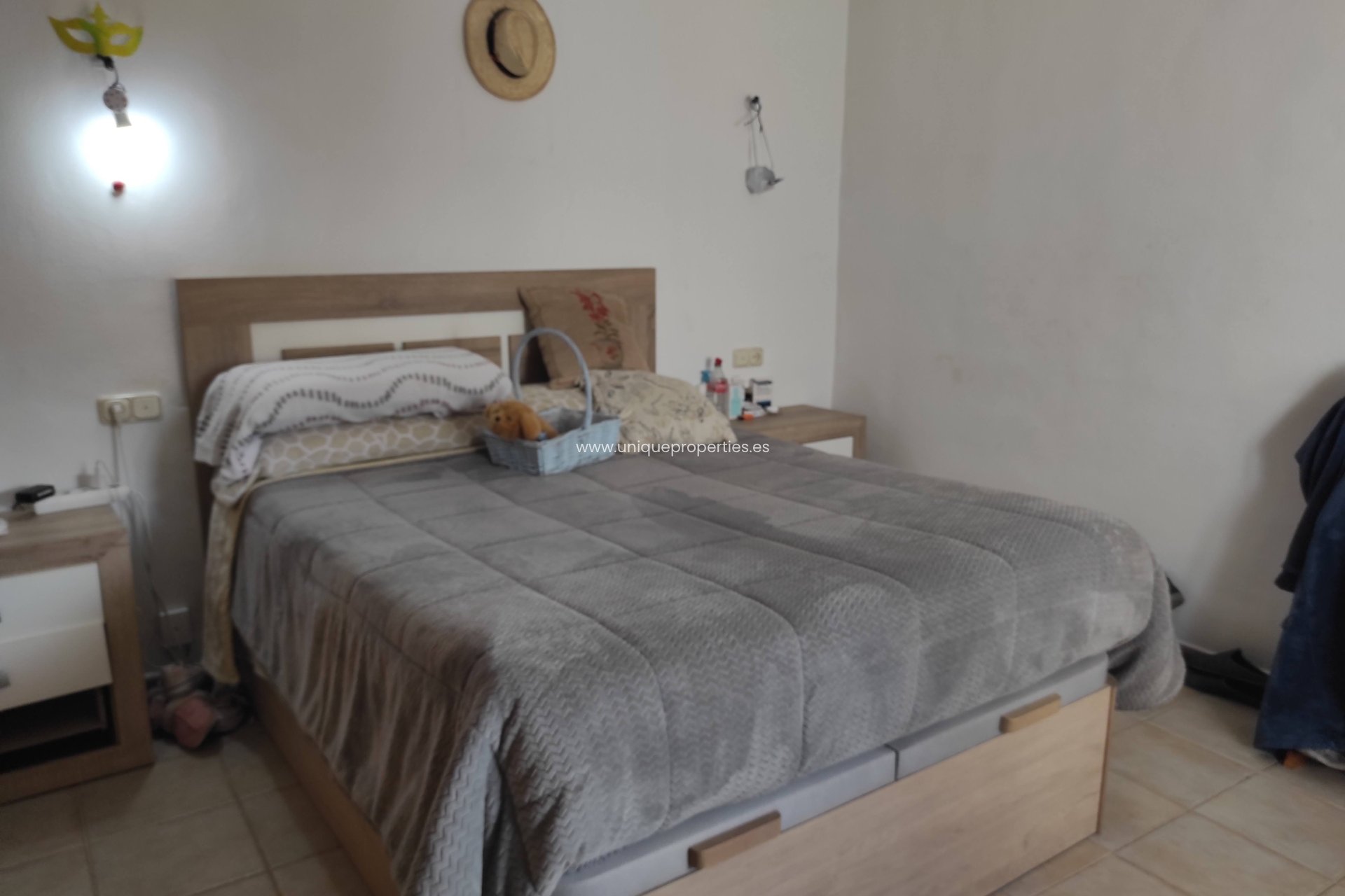 Reventa - Village House -
Lucar