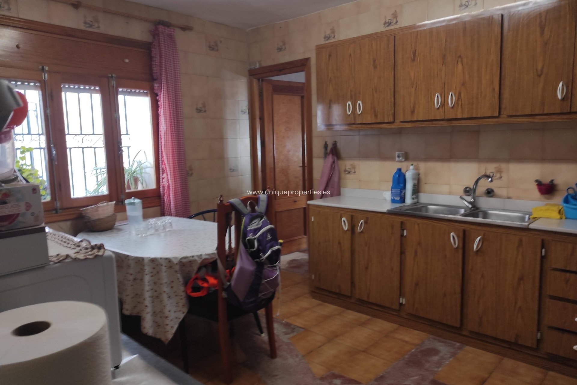 Reventa - Village House -
Lucar