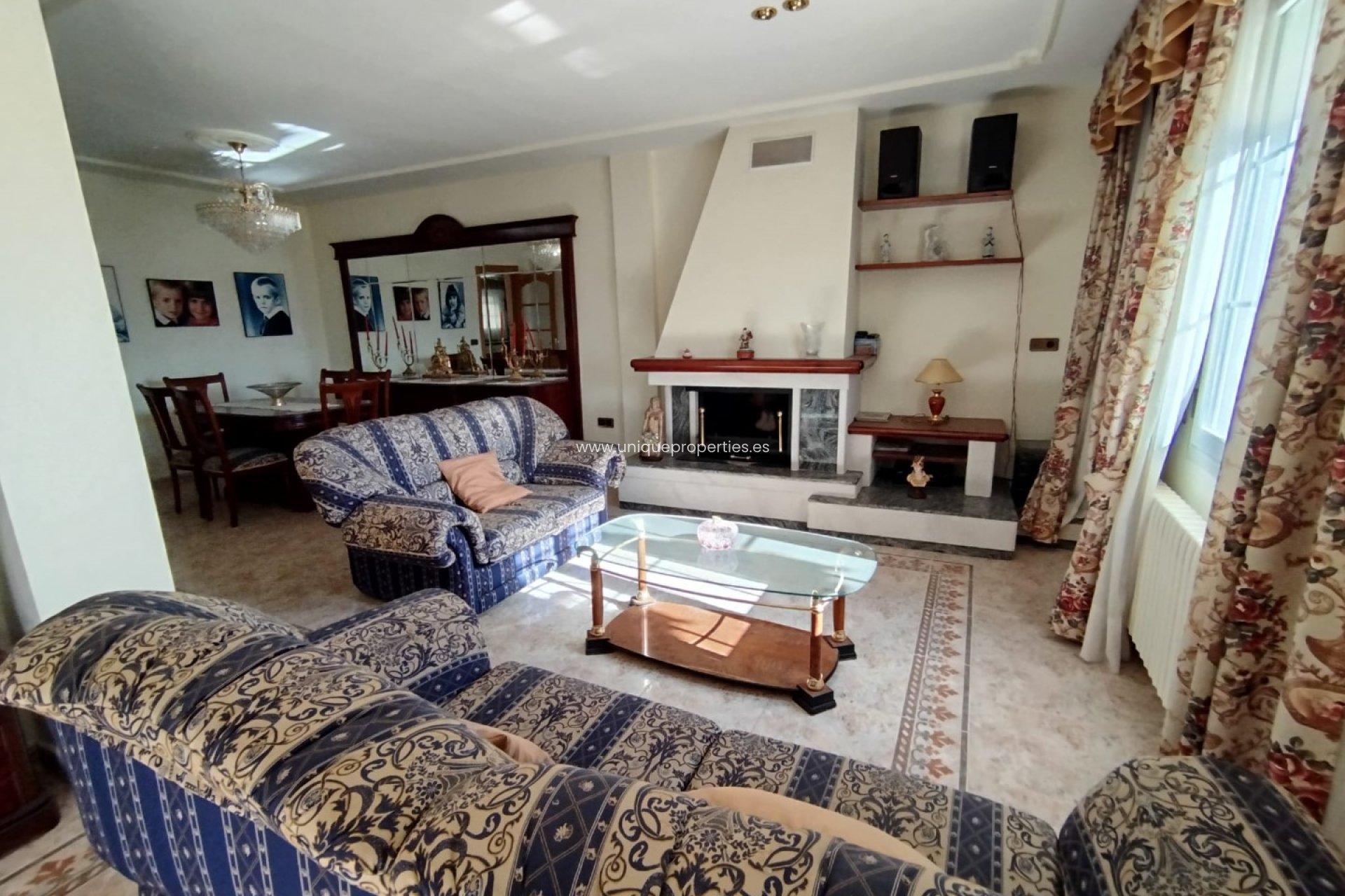 Reventa - Village House -
Lucar