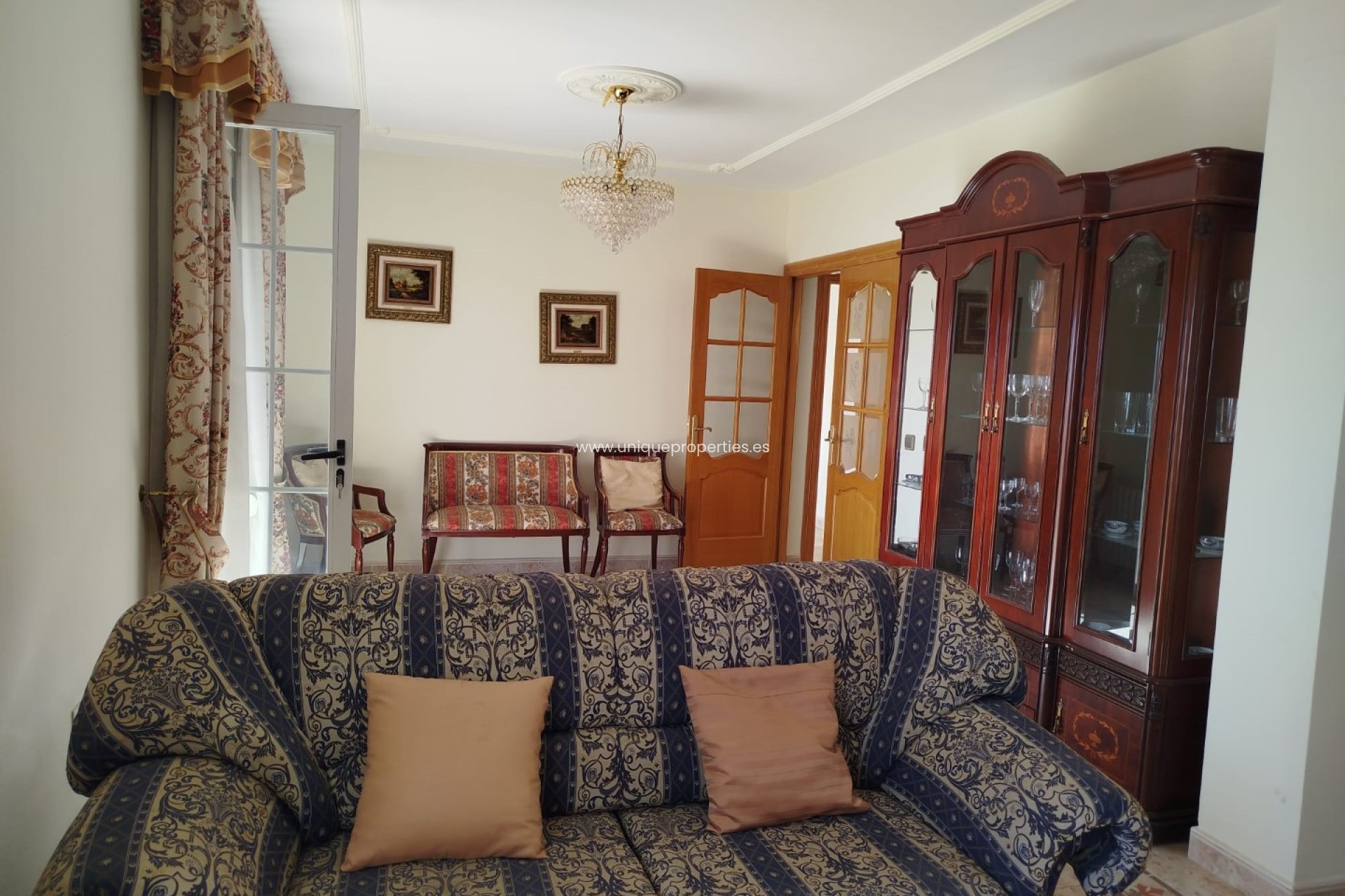 Reventa - Village House -
Lucar