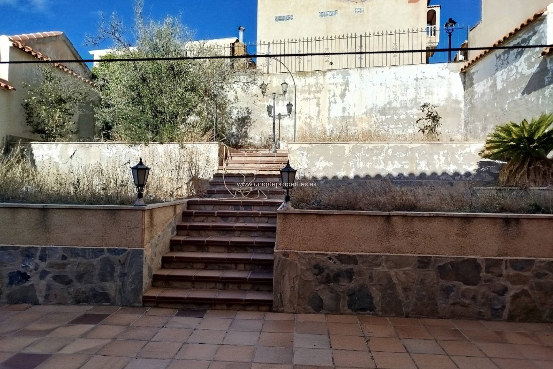 Reventa - Village House -
Lucar