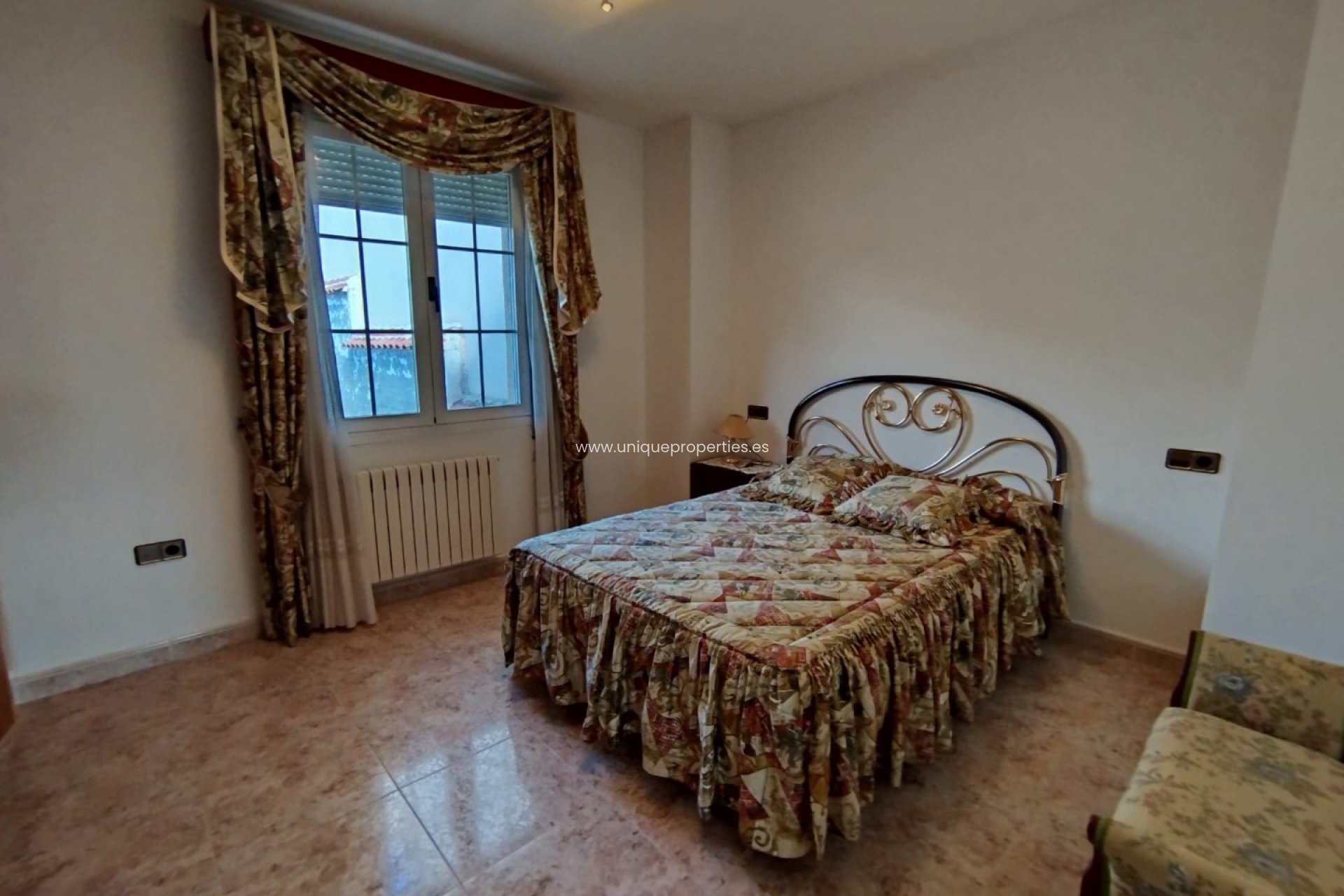 Reventa - Village House -
Lucar