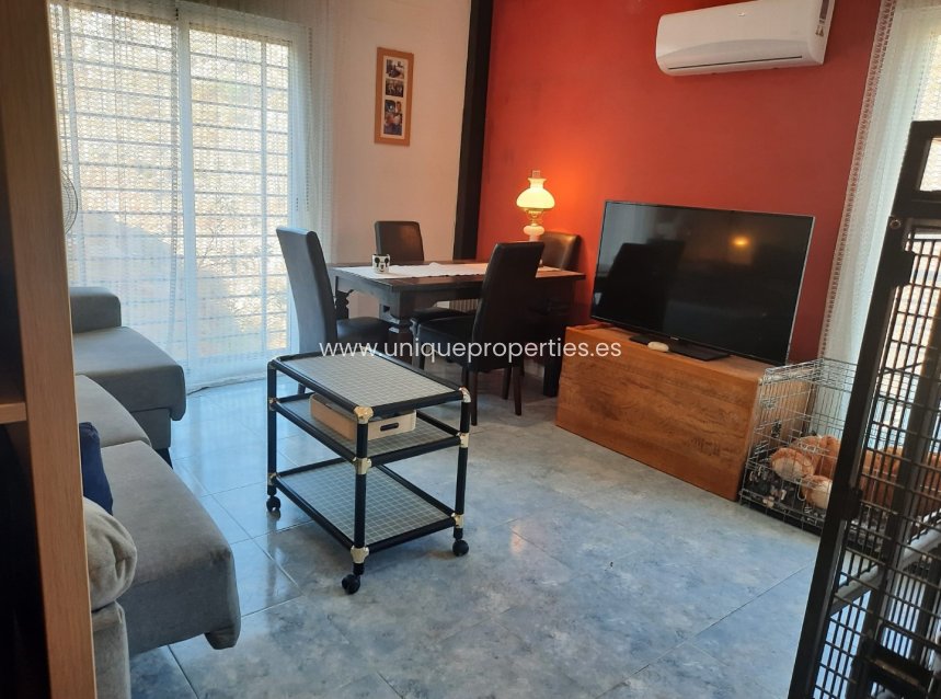 Reventa - Village House -
Macael