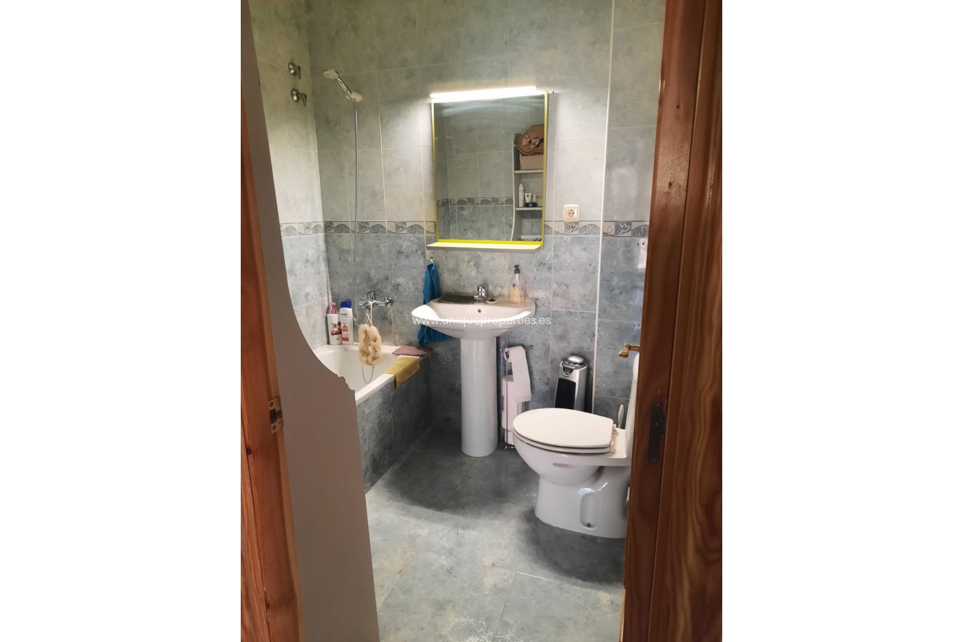 Reventa - Village House -
Macael