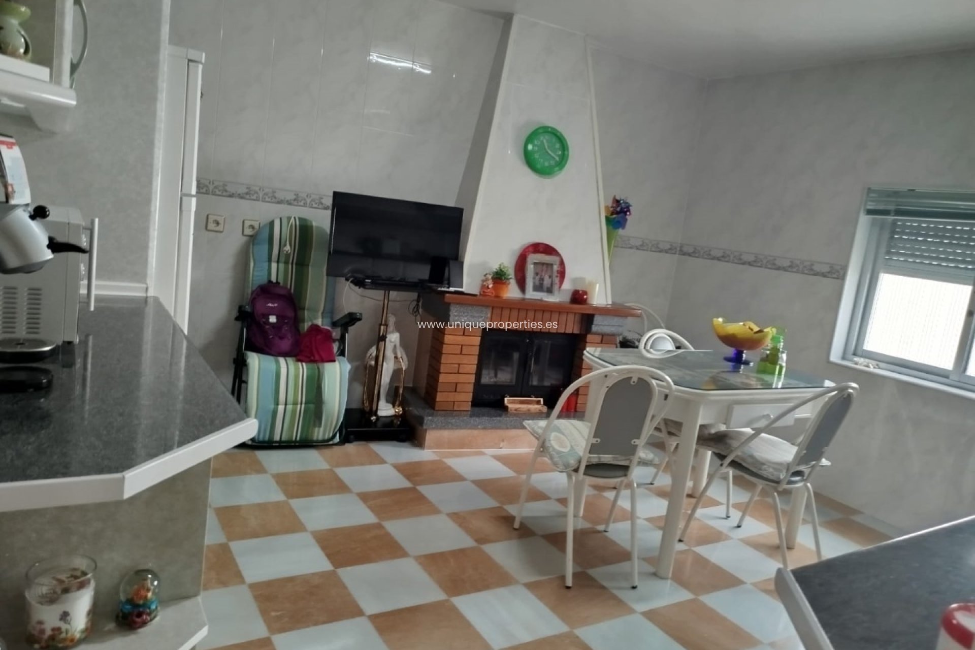 Reventa - Village House -
Macael