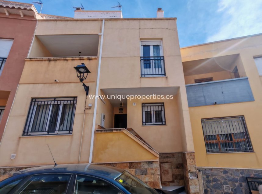 Reventa - Village House -
Macael