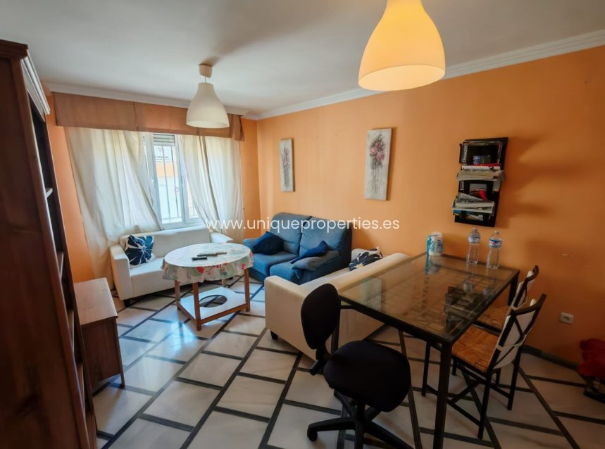 Reventa - Village House -
Macael