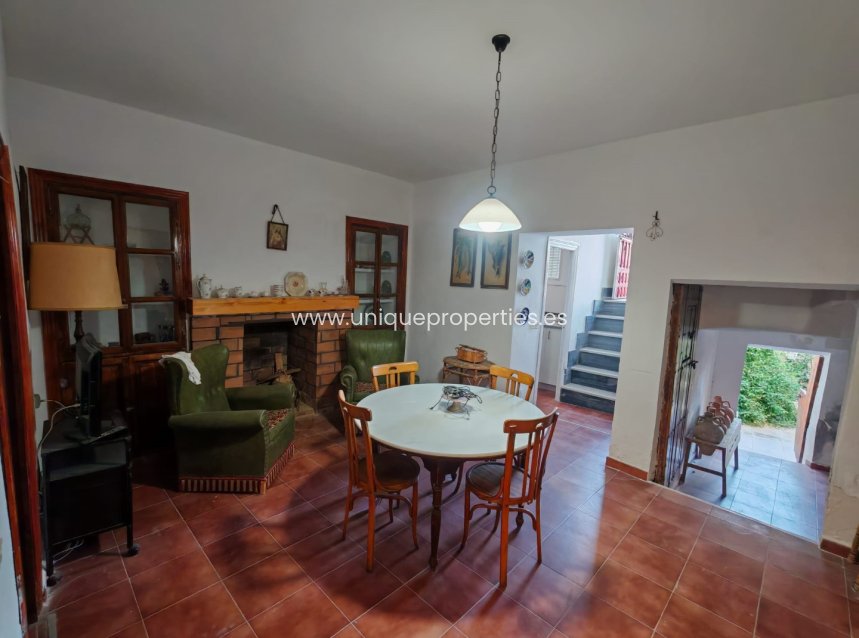 Reventa - Village House -
Partaloa