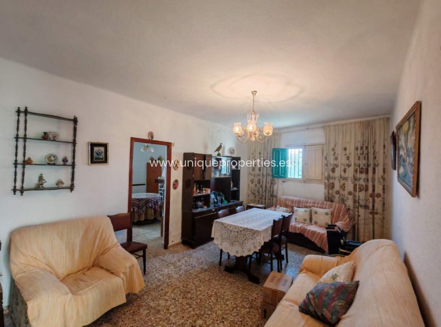 Reventa - Village House -
Partaloa