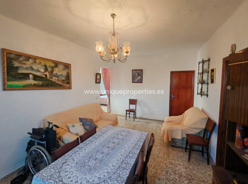 Reventa - Village House -
Partaloa