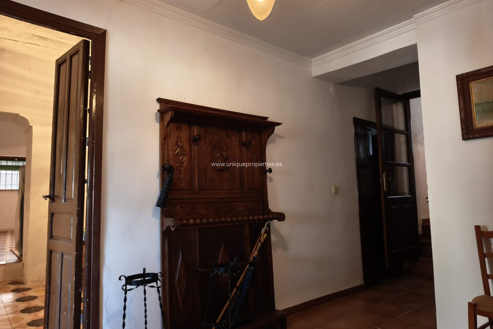 Reventa - Village House -
Seron