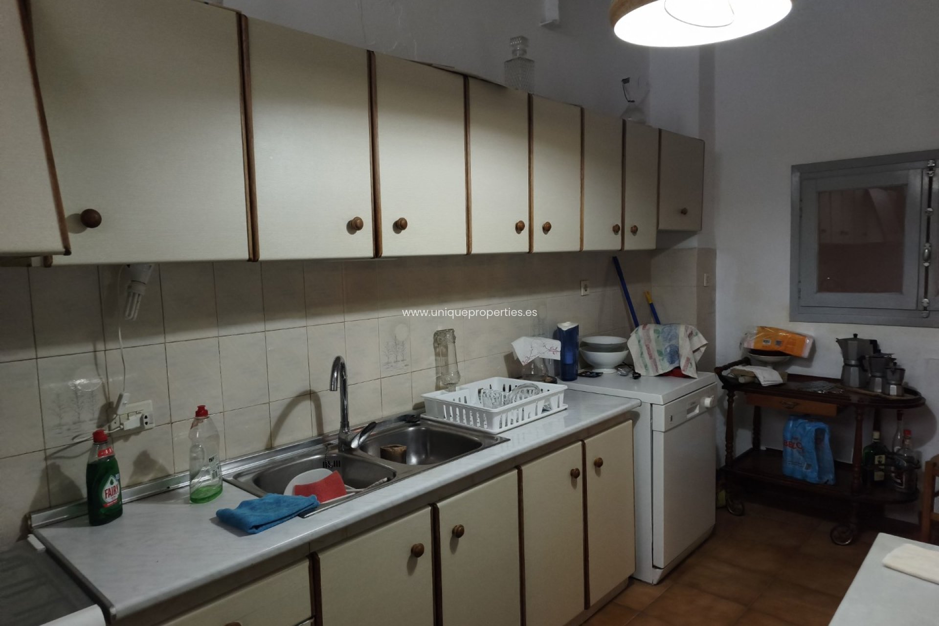 Reventa - Village House -
Seron