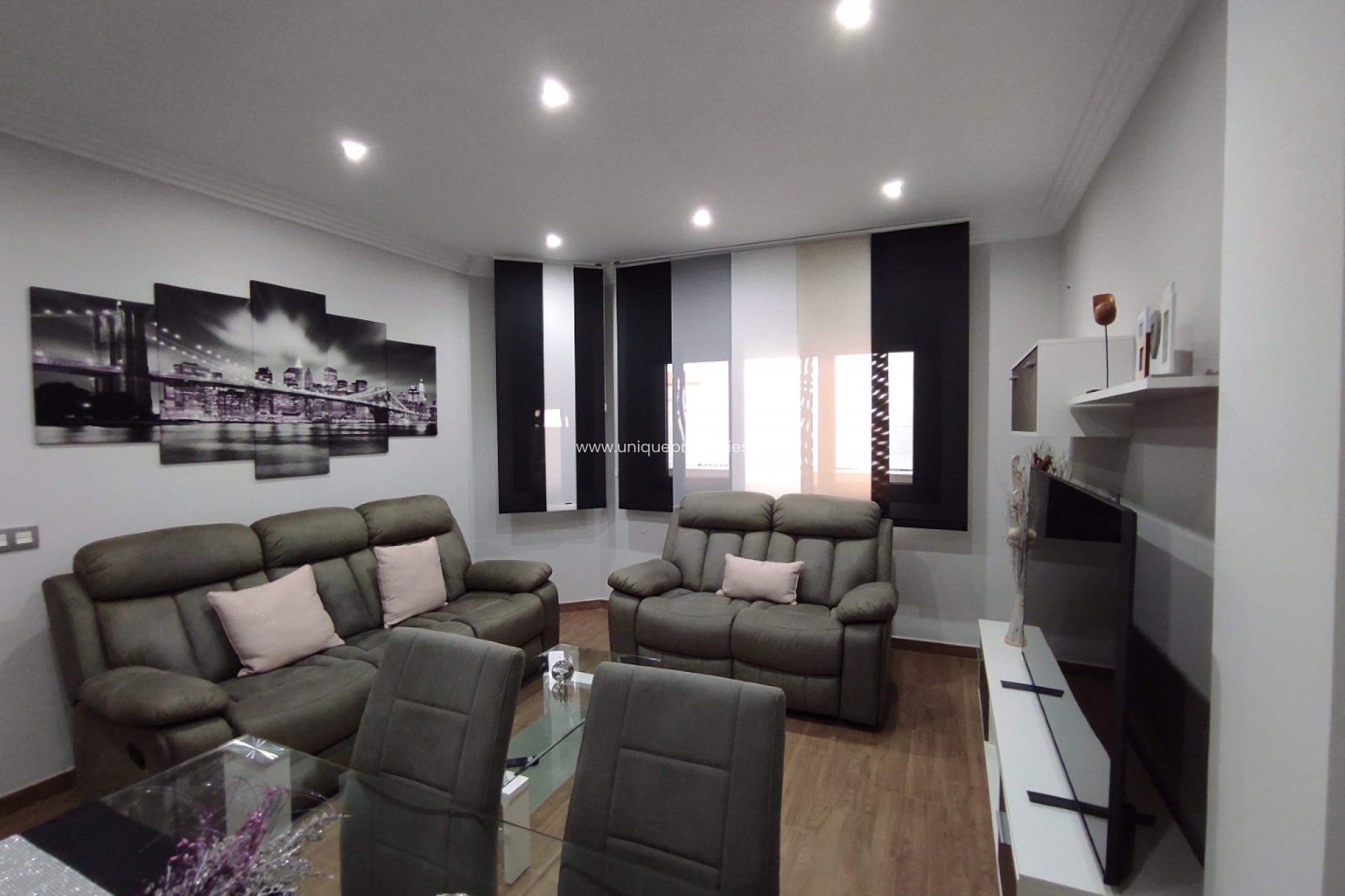Reventa - Village House -
Somontin