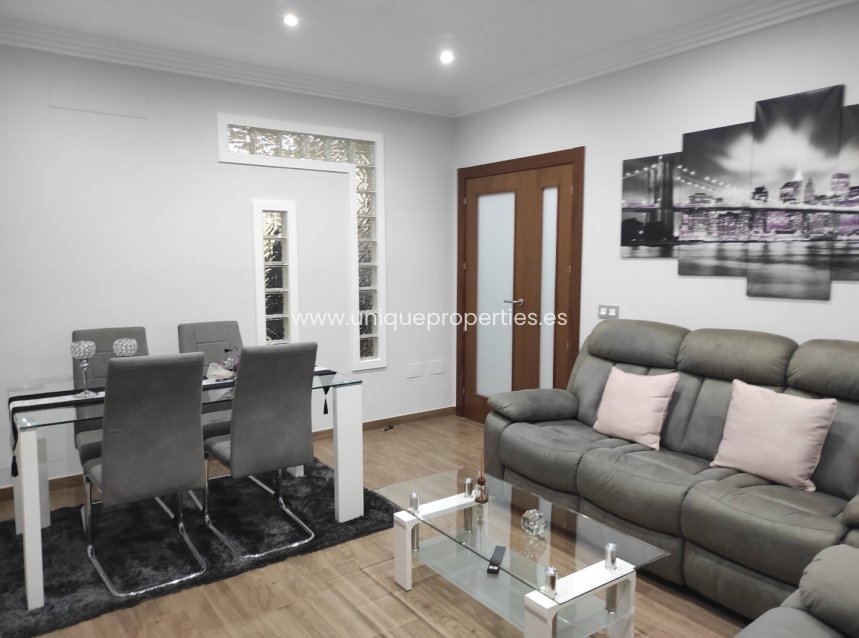 Reventa - Village House -
Somontin