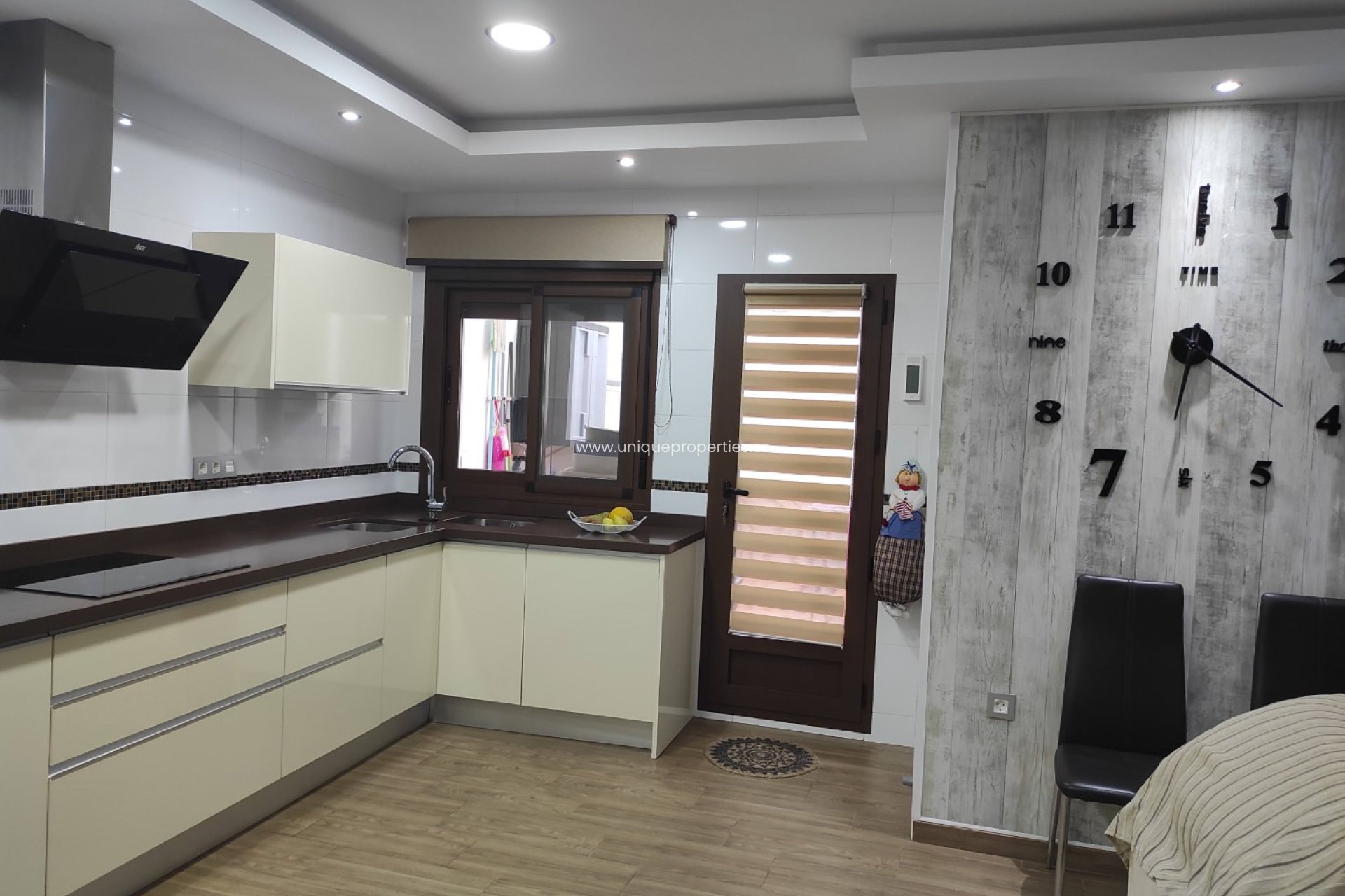 Reventa - Village House -
Somontin