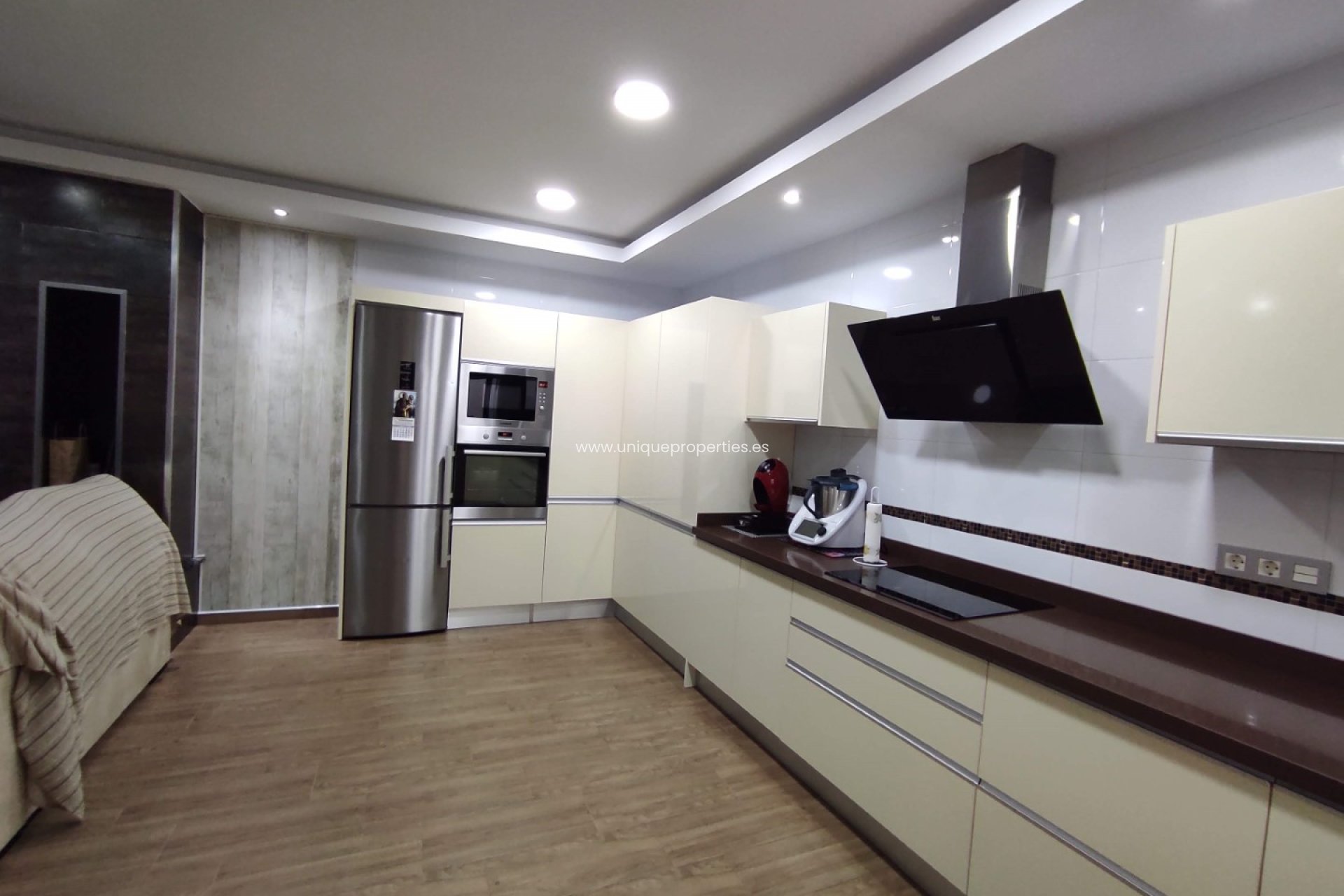 Reventa - Village House -
Somontin