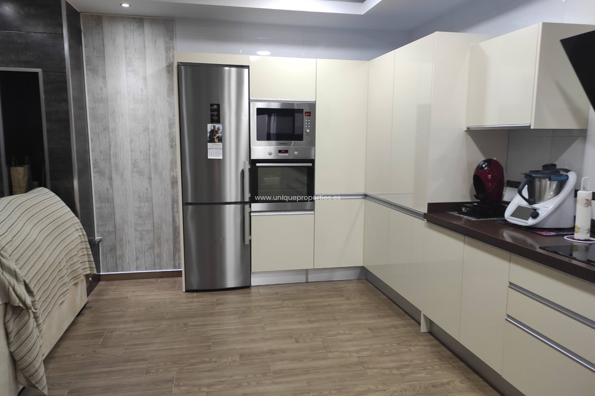 Reventa - Village House -
Somontin