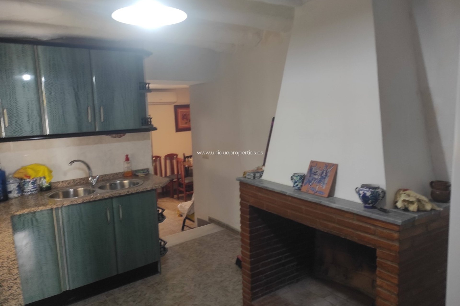 Reventa - Village House -
Somontin