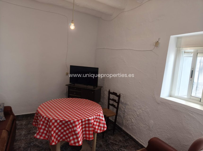 Reventa - Village House -
Somontin