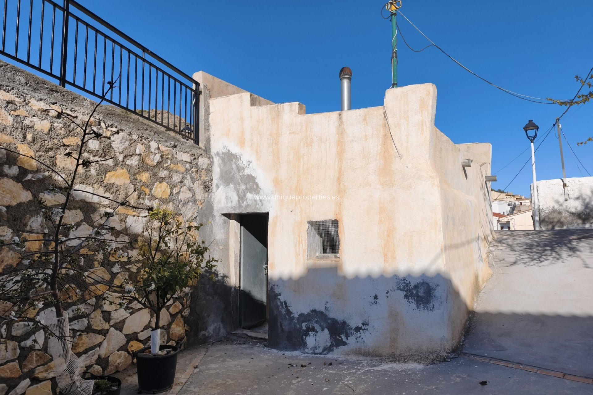 Reventa - Village House -
Somontin