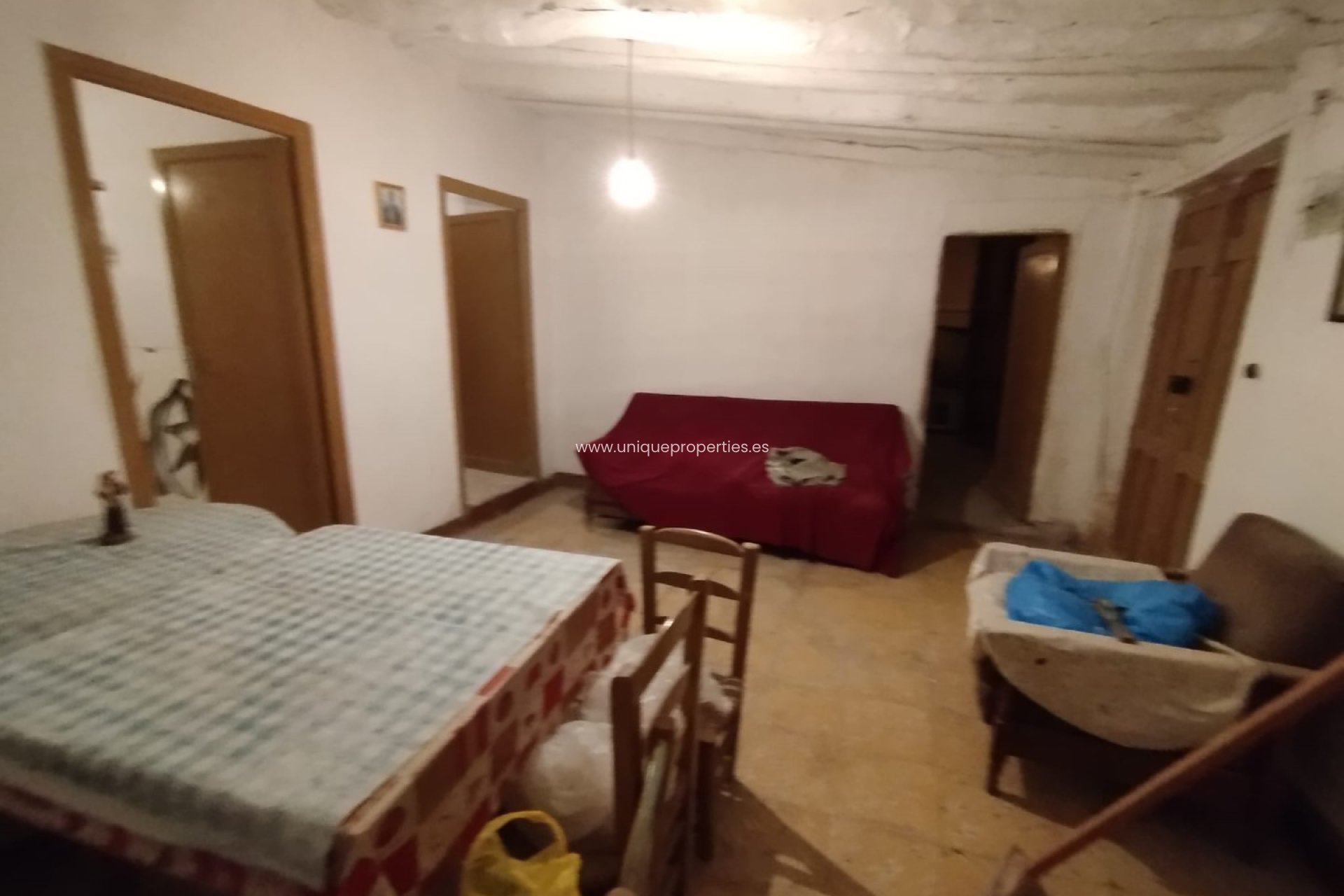 Reventa - Village House -
Tijola