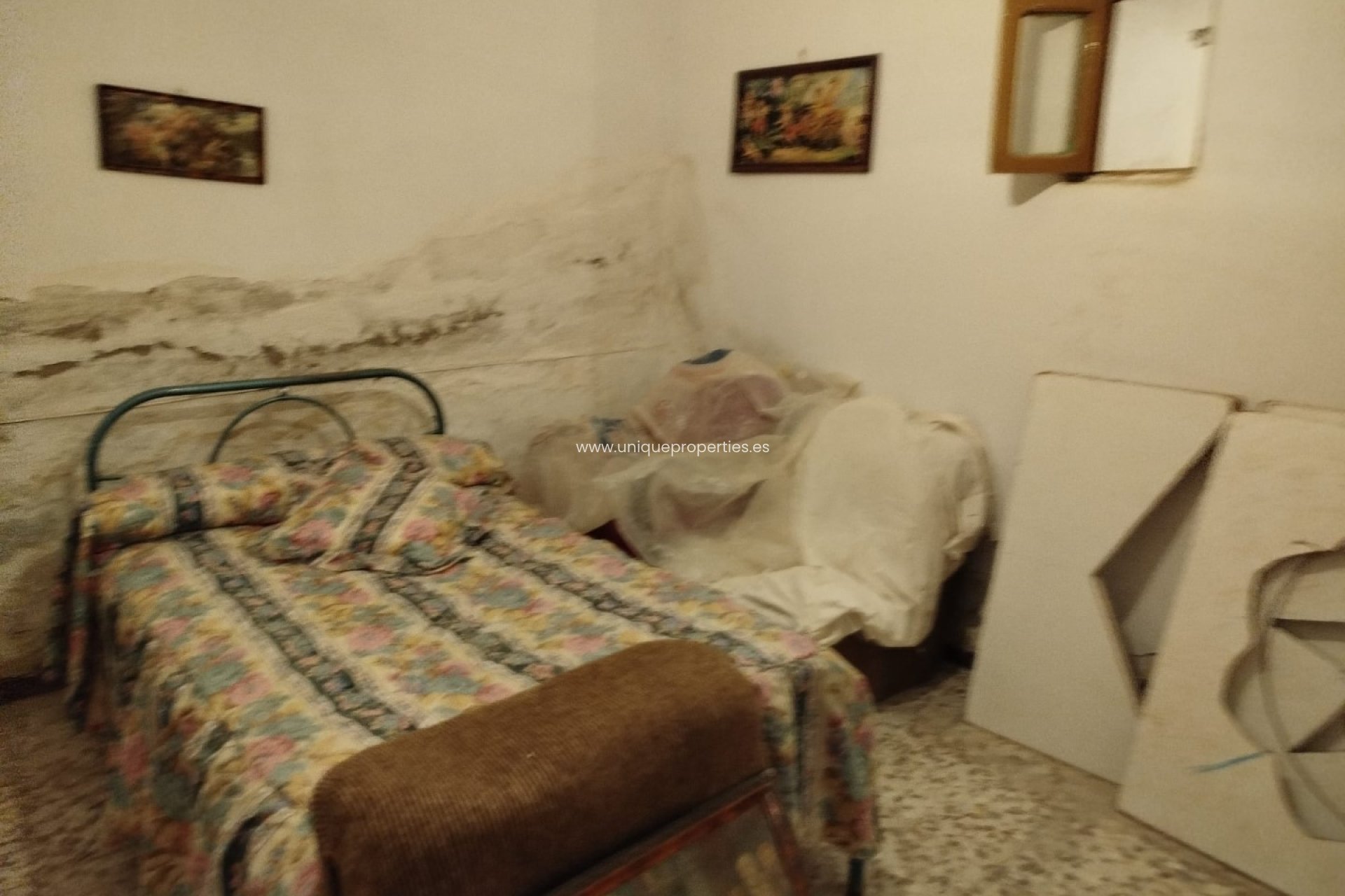 Reventa - Village House -
Tijola