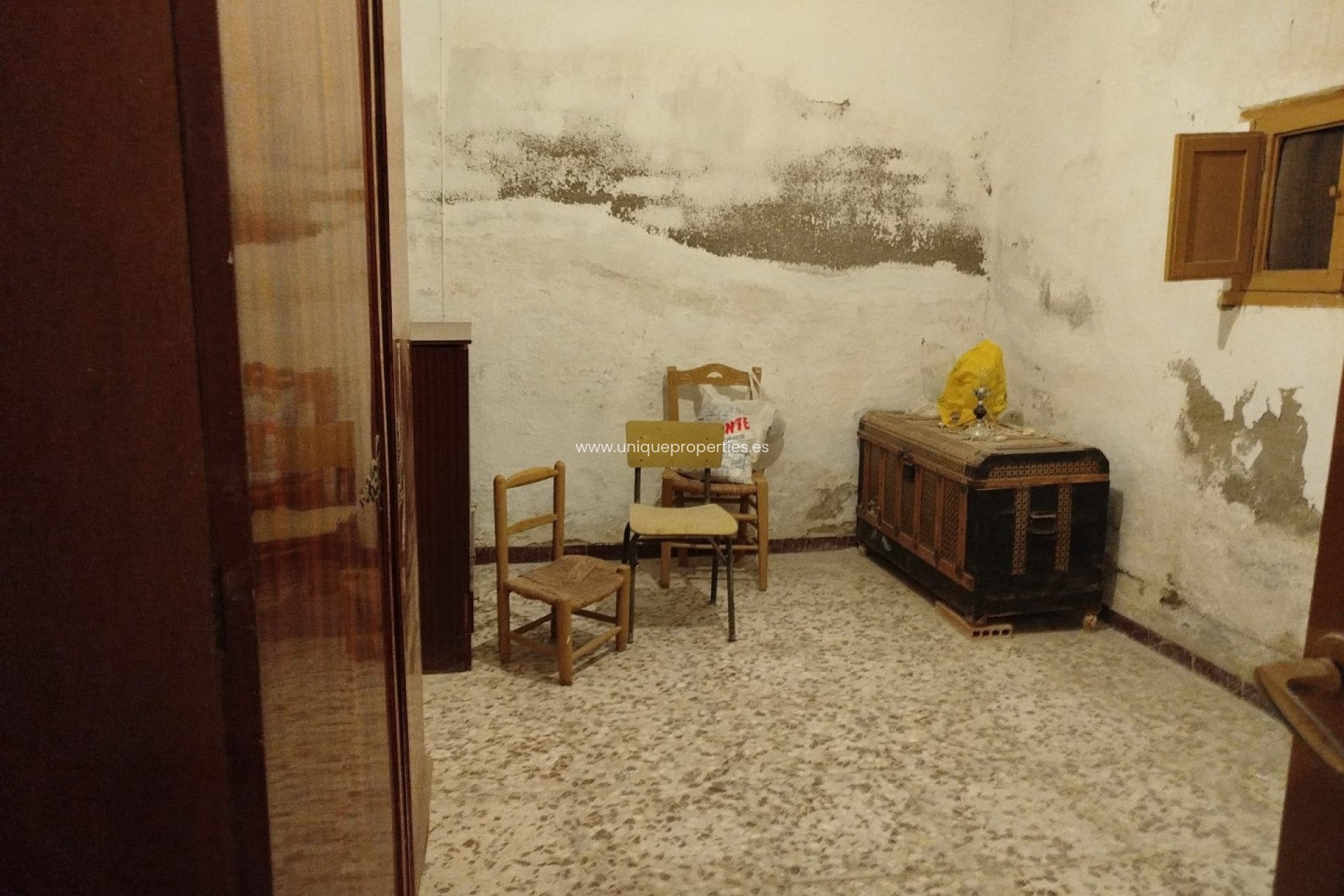 Reventa - Village House -
Tijola