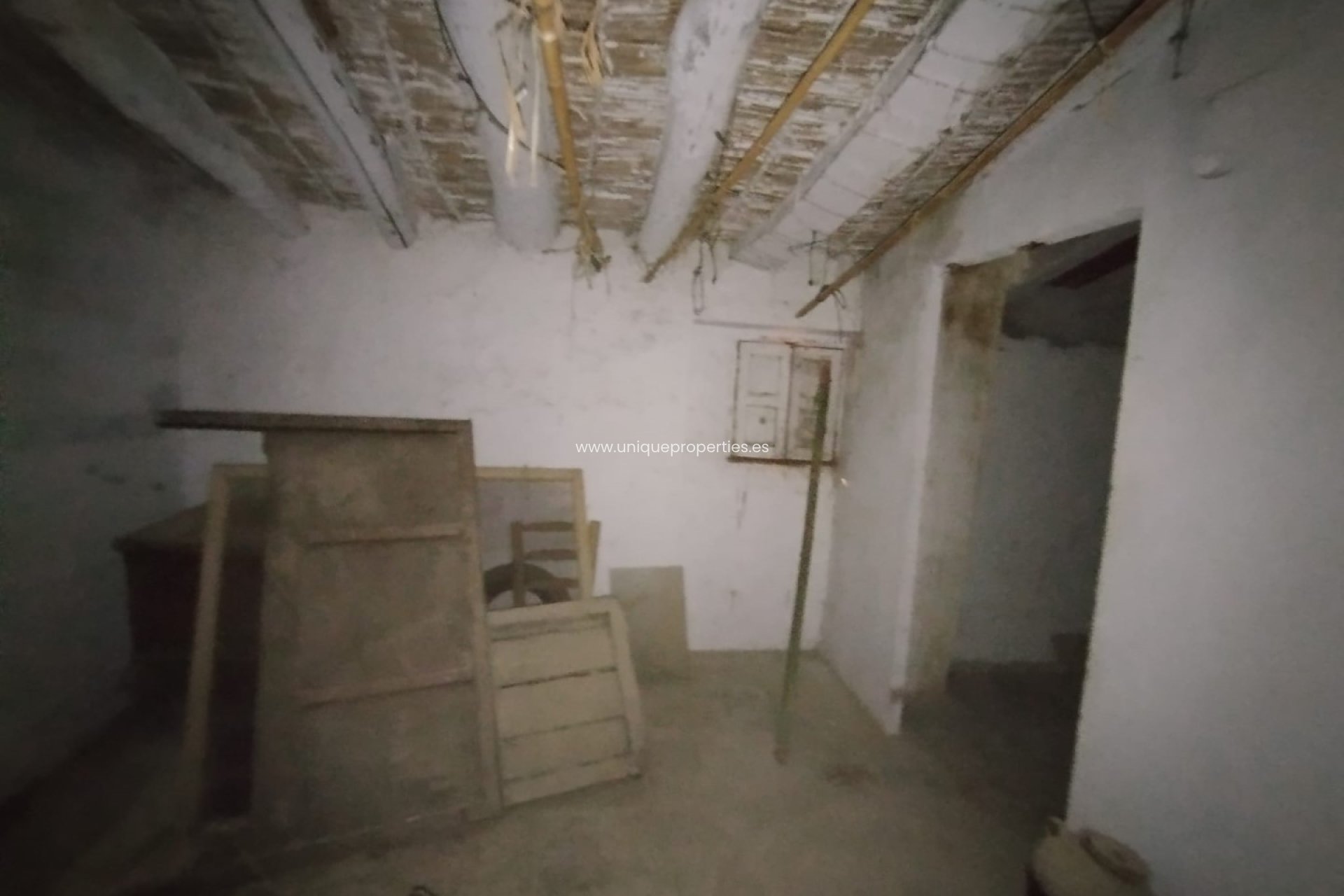 Reventa - Village House -
Tijola