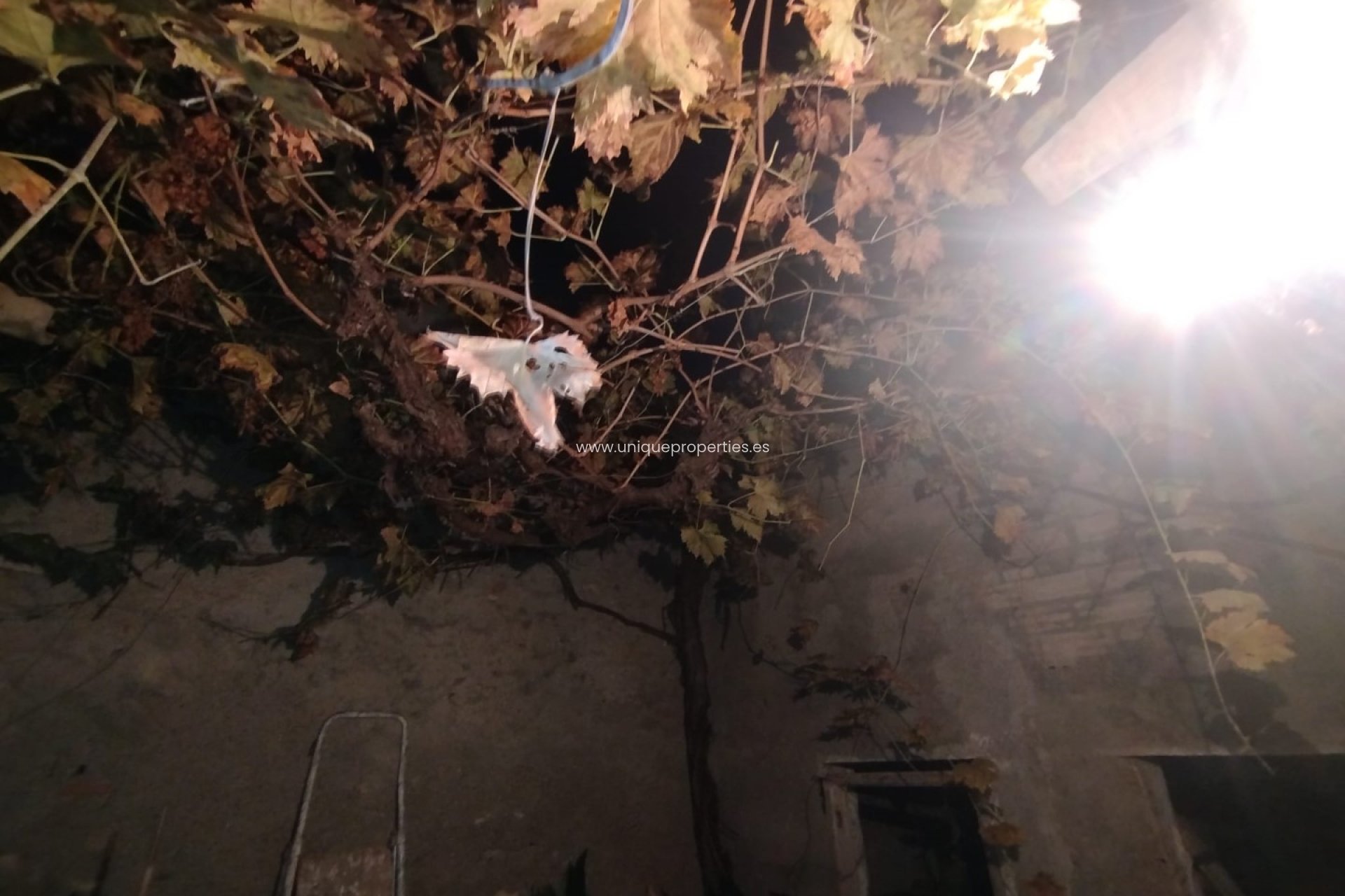 Reventa - Village House -
Tijola