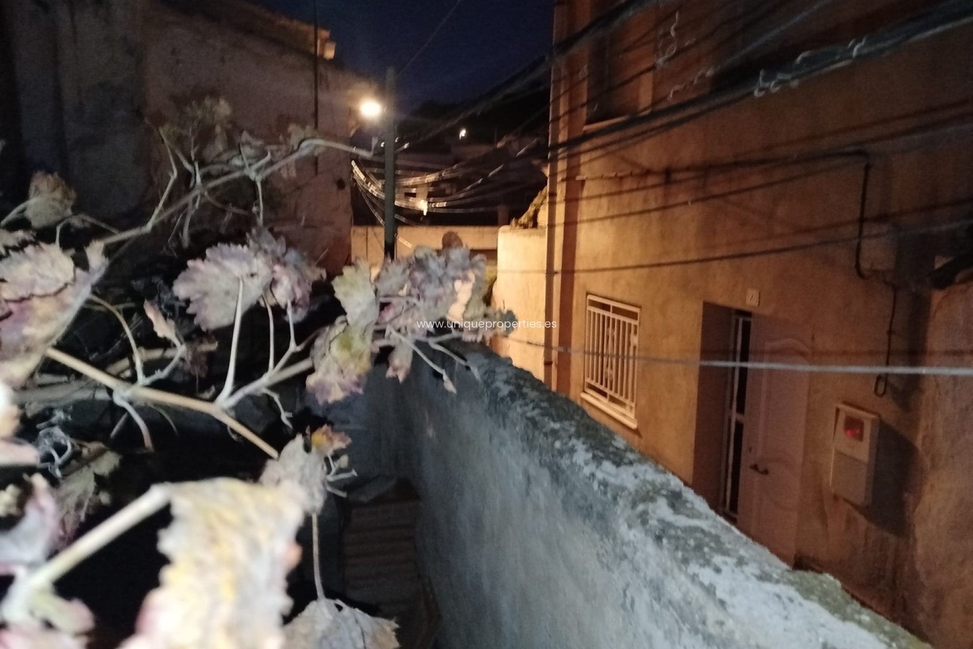 Reventa - Village House -
Tijola