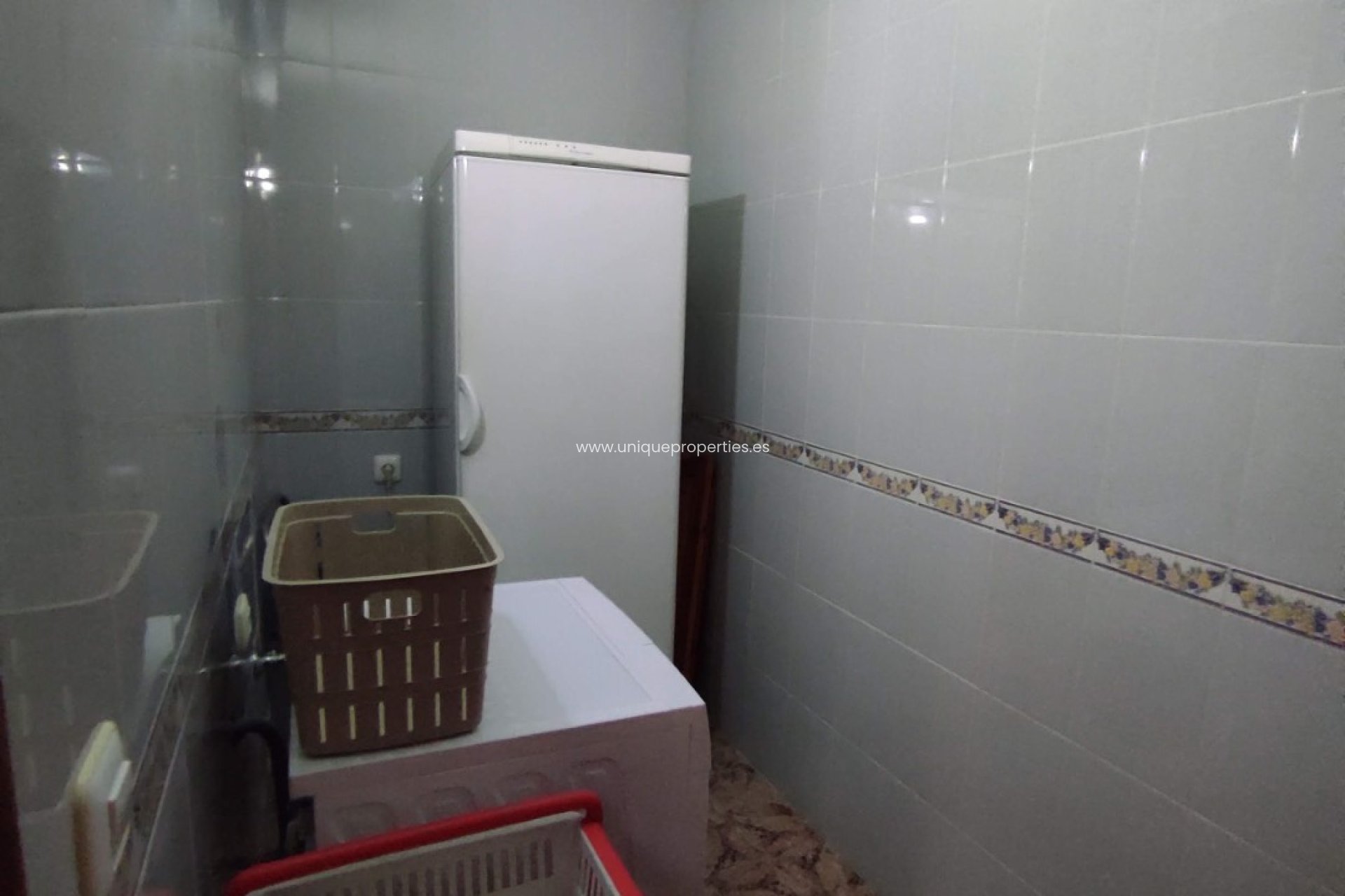 Reventa - Village House -
Urracal