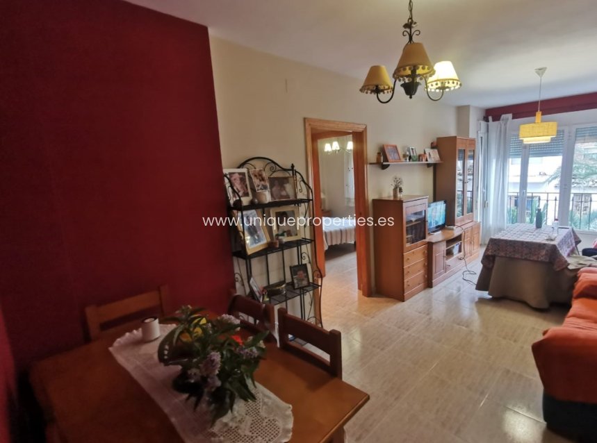 Revente - Apartment -
Olula del Rio