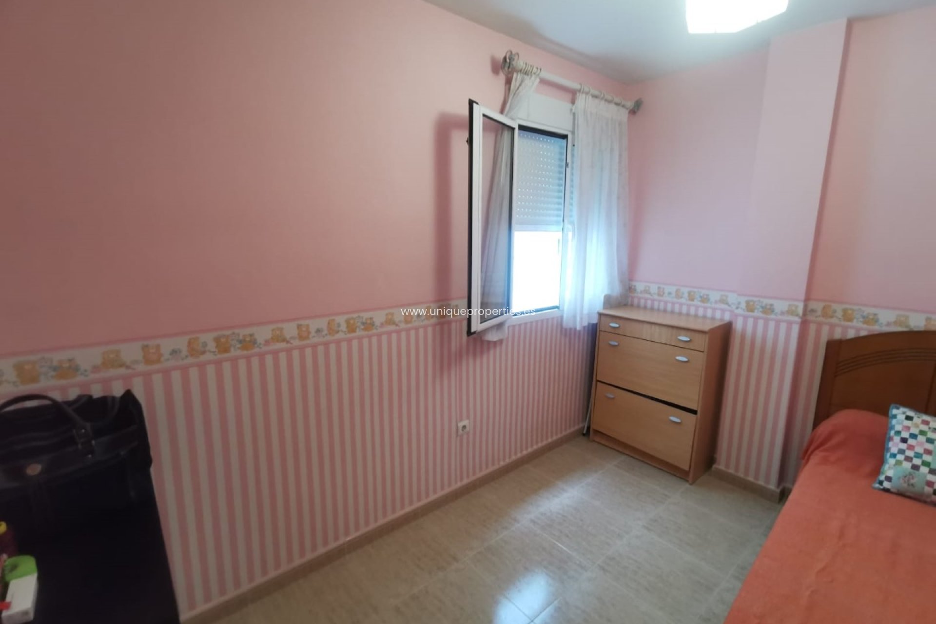 Revente - Apartment -
Olula del Rio