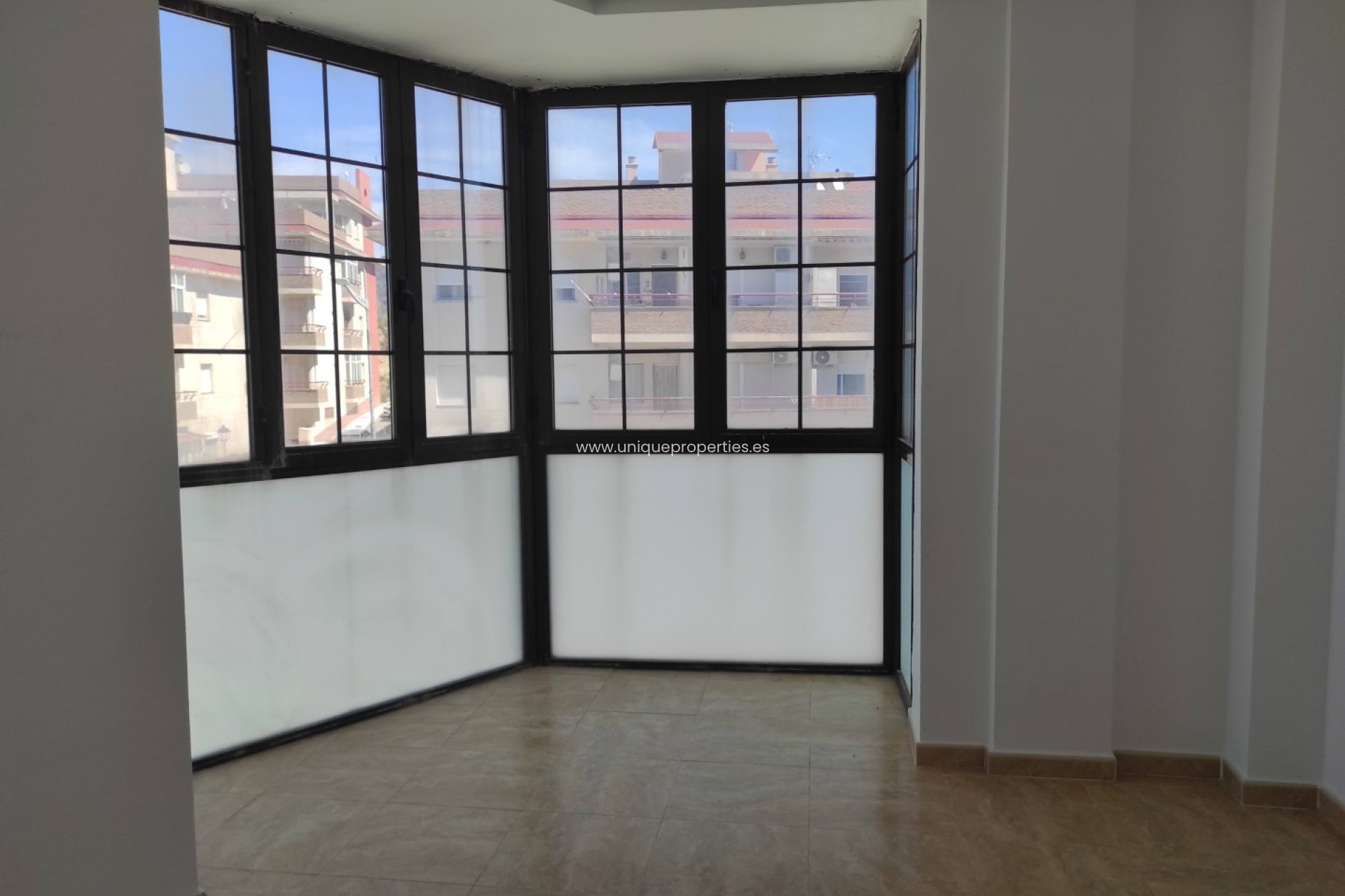 Revente - Apartment -
Olula del Rio