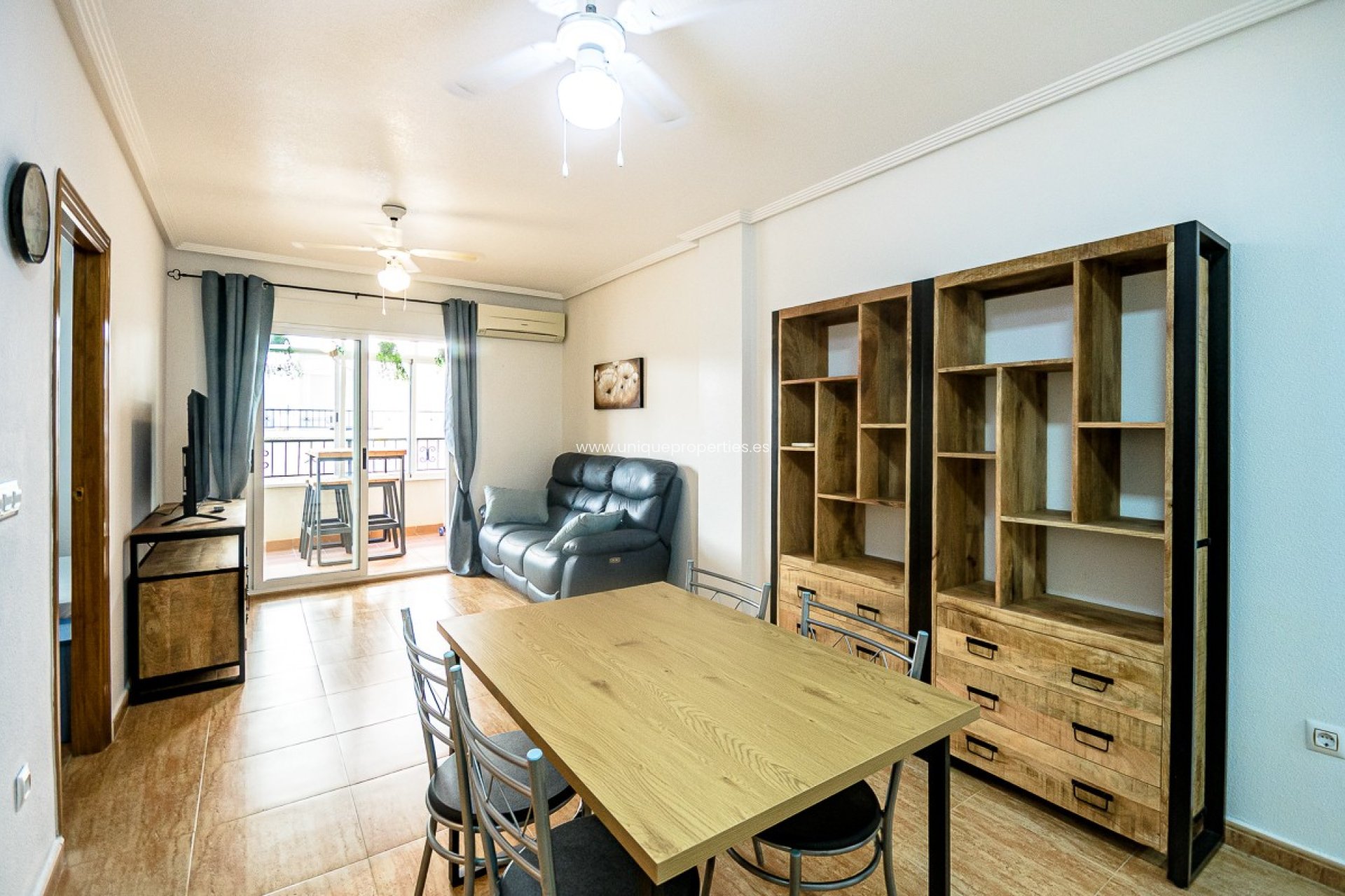 Revente - Apartment -
Orihuela Costa - Punta Prima