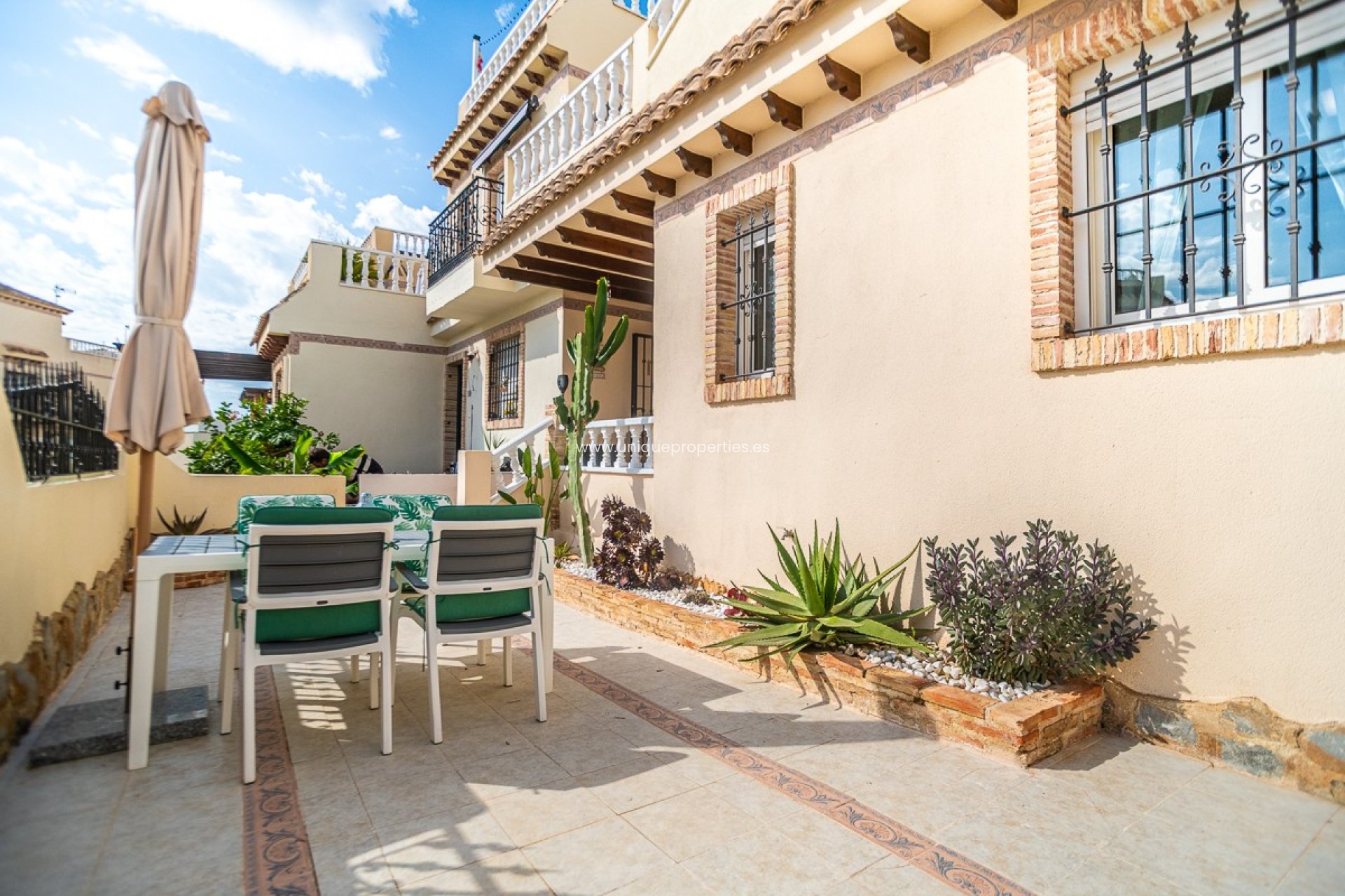 Revente - Apartment -
Orihuela Costa
