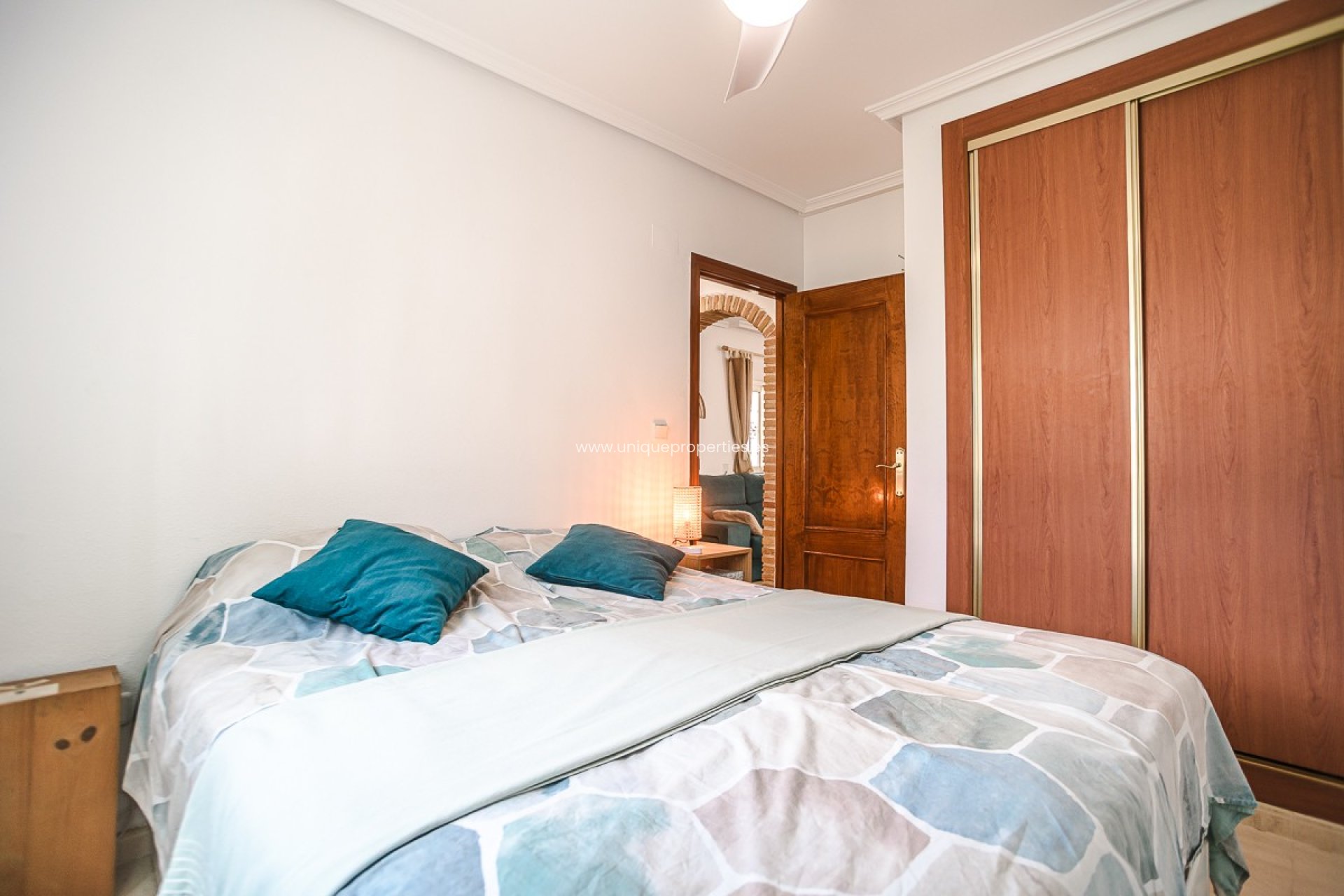 Revente - Apartment -
Orihuela Costa