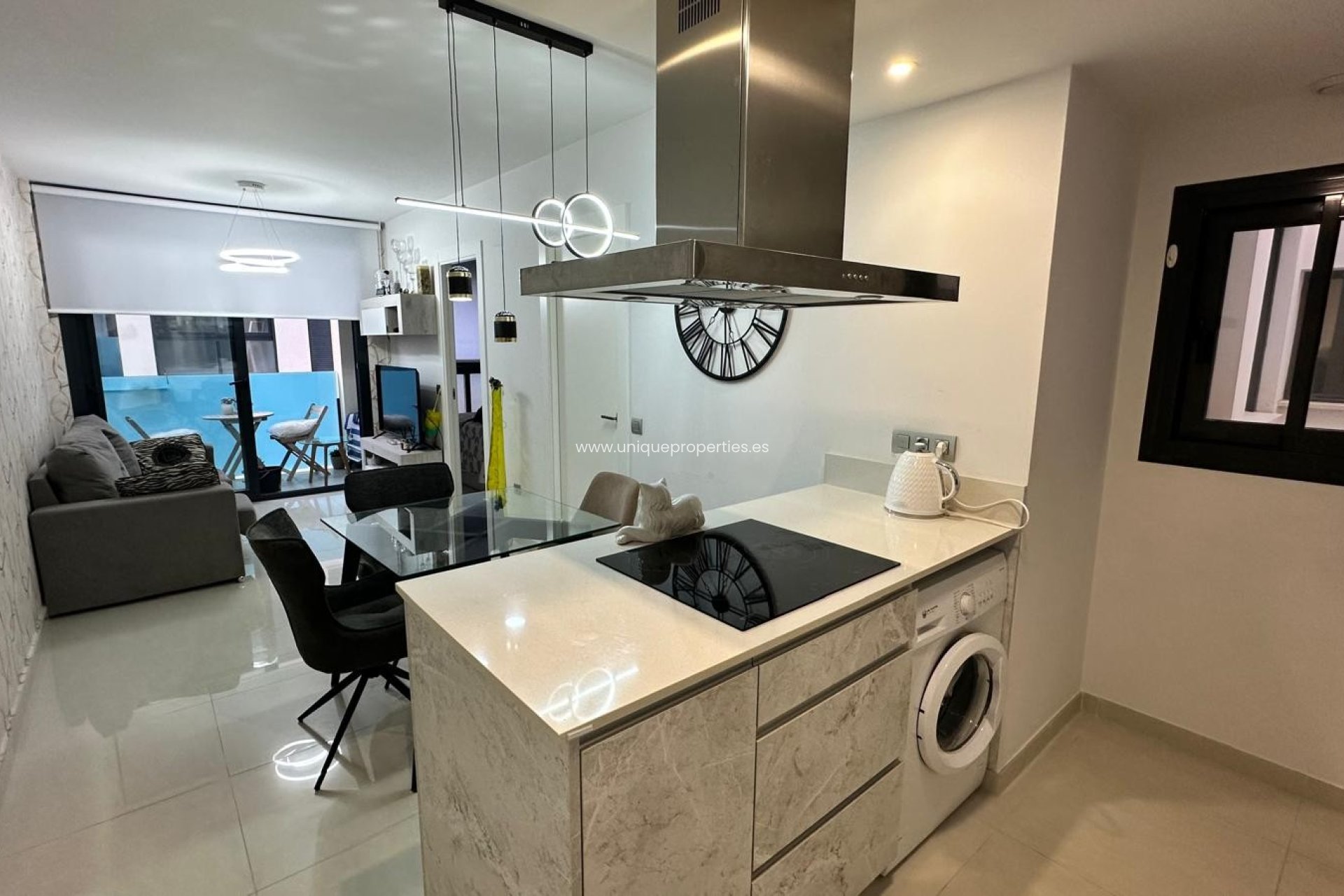 Revente - Apartment -
Torrevieja - Calas Blancas