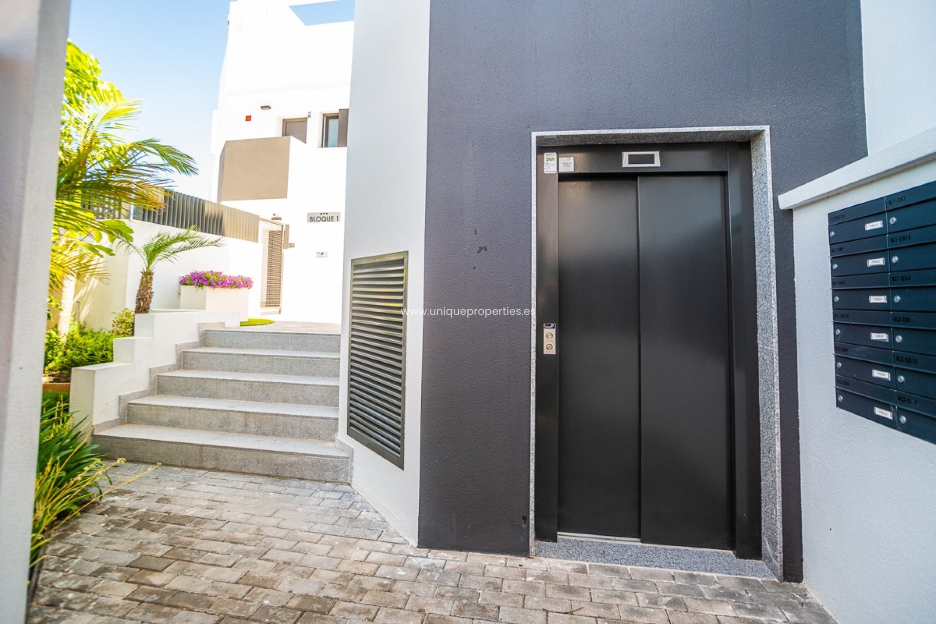 Revente - Apartment -
Torrevieja - LOS BALCONES - LOS ALTOS
