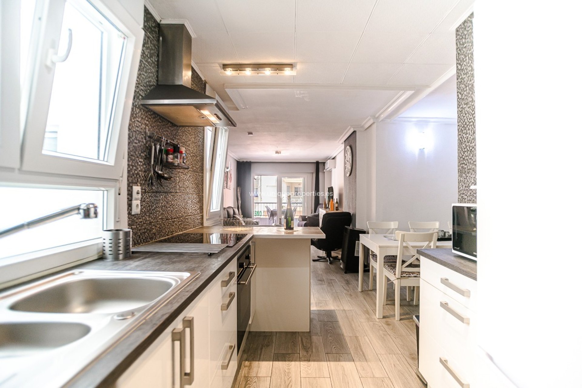 Revente - Apartment -
Torrevieja