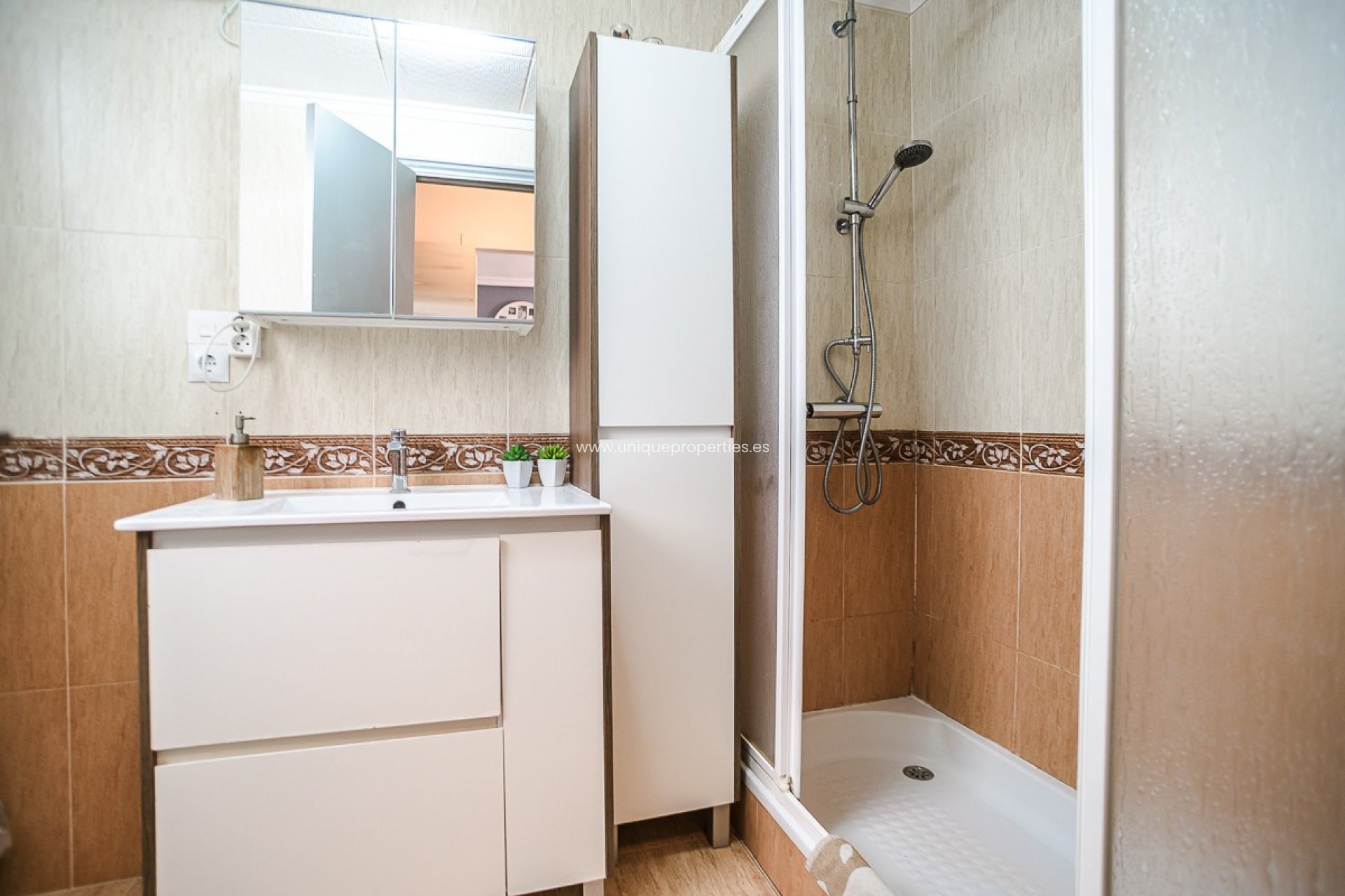 Revente - Apartment -
Torrevieja