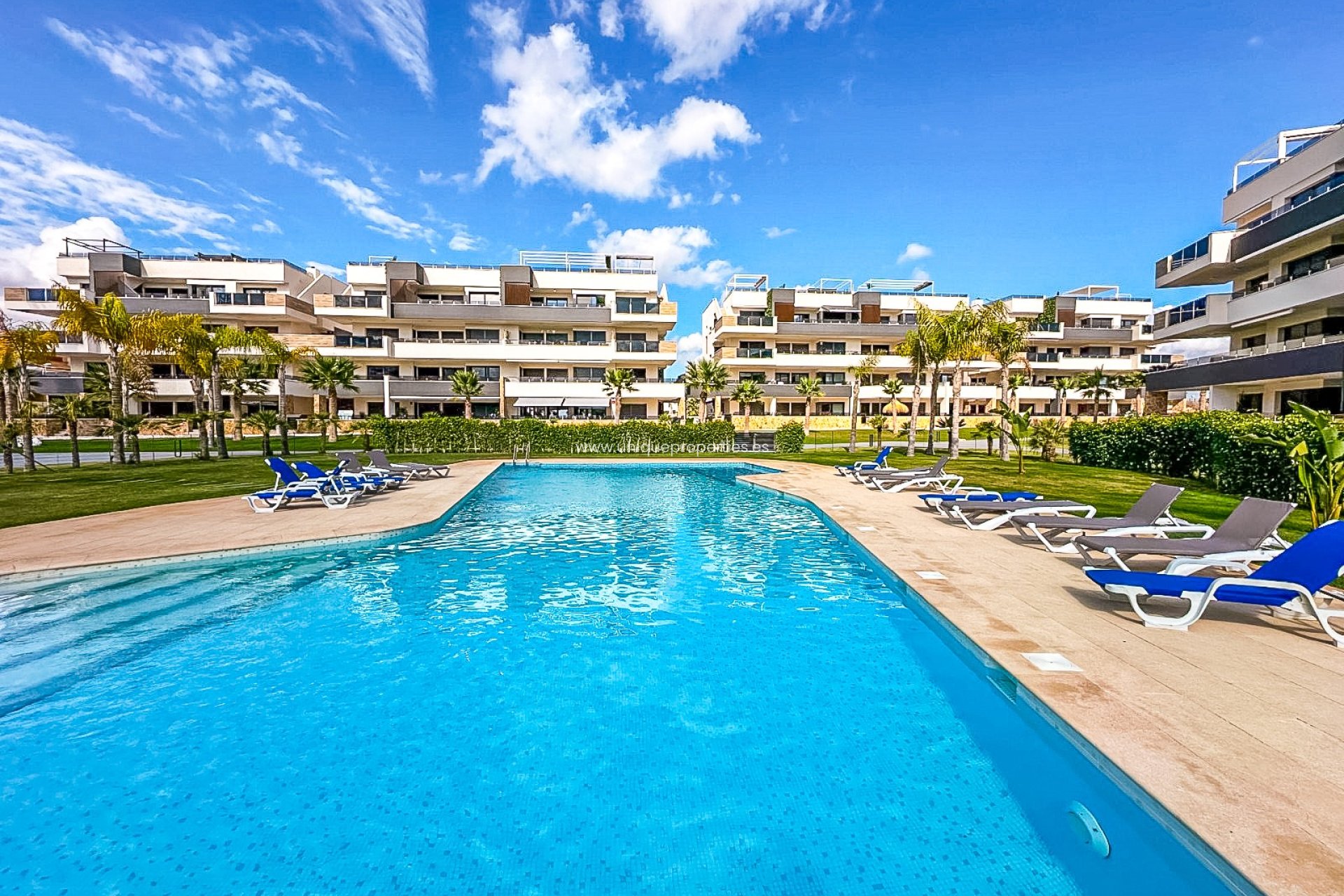 Revente - Apartment -
Torrevieja