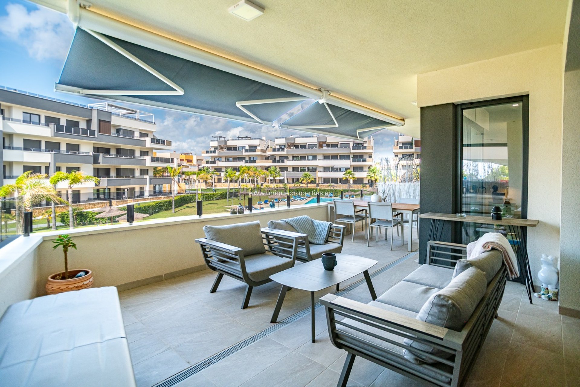 Revente - Apartment -
Torrevieja