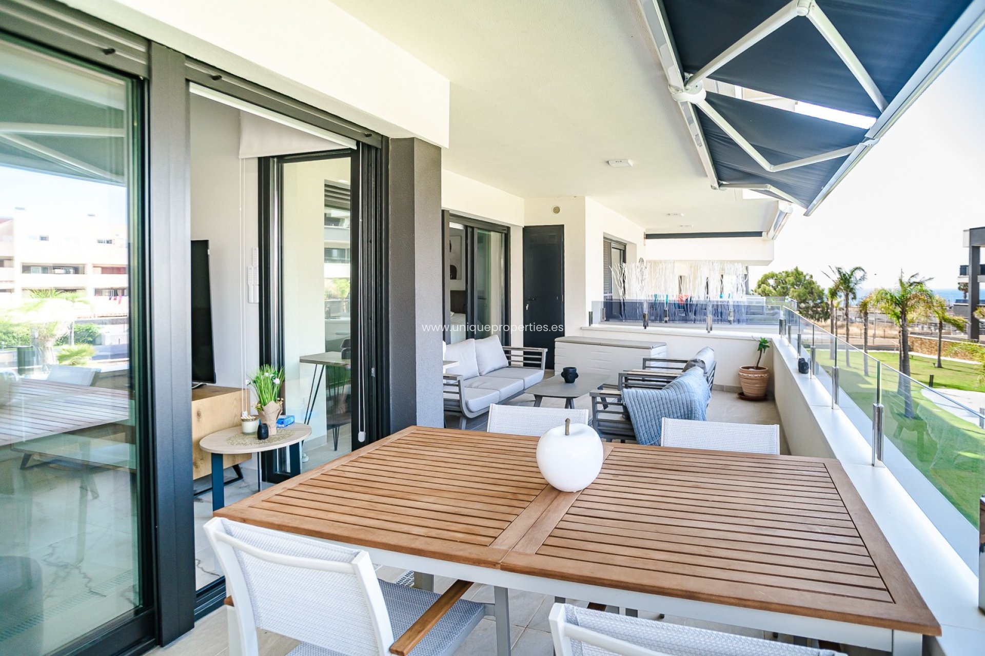 Revente - Apartment -
Torrevieja