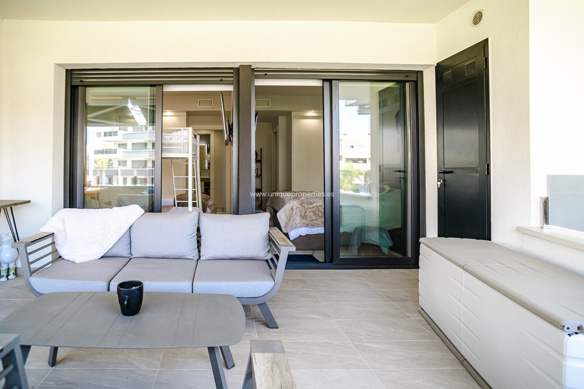 Revente - Apartment -
Torrevieja
