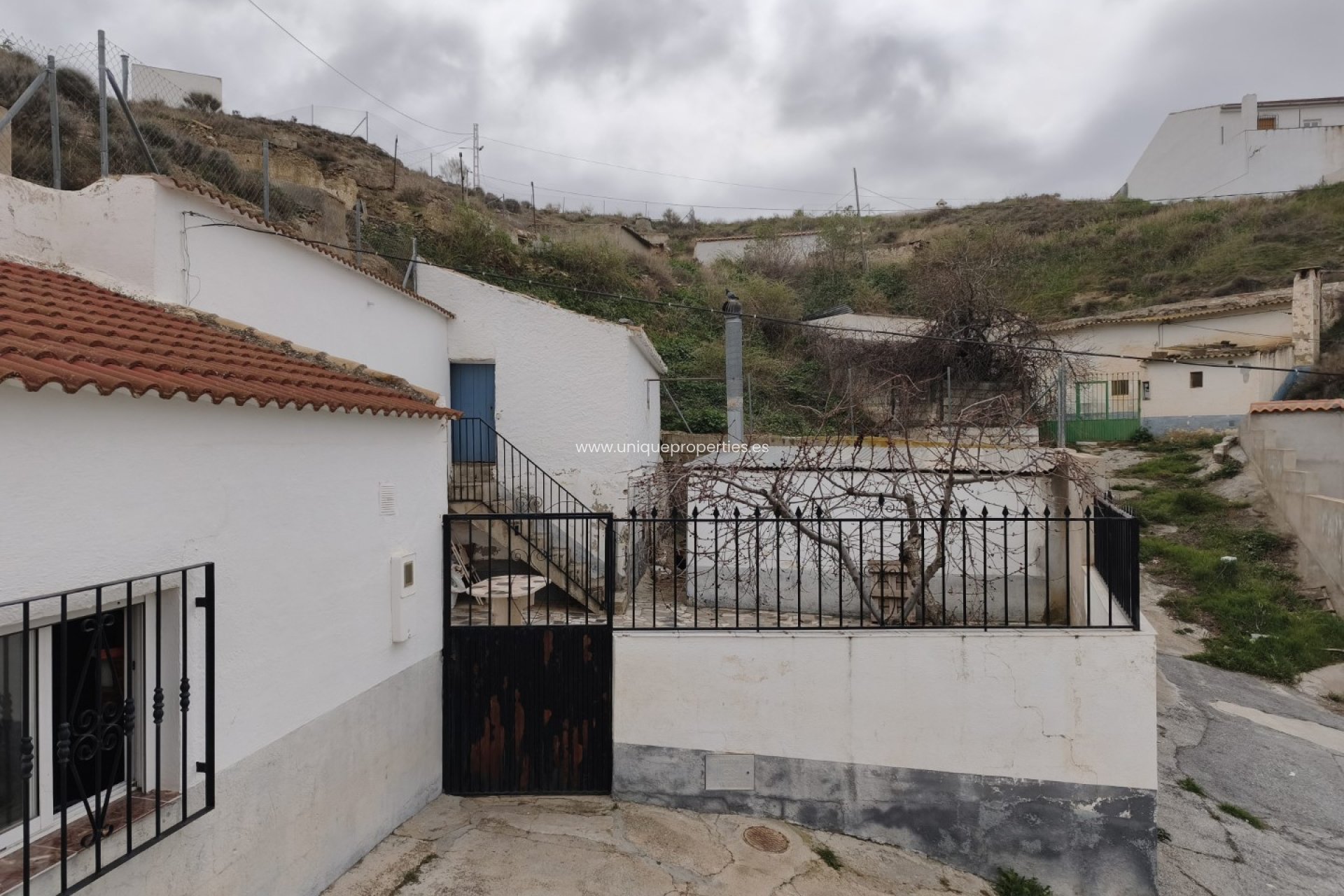 Revente - Cave House -
Caniles