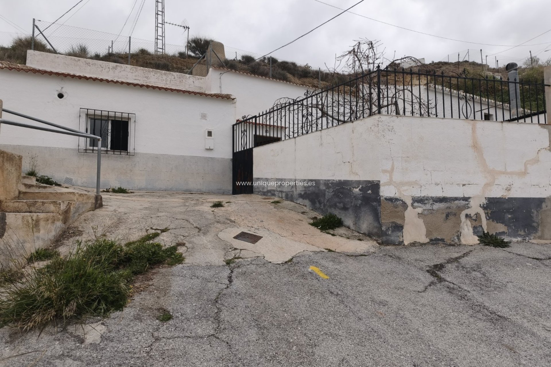 Revente - Cave House -
Caniles