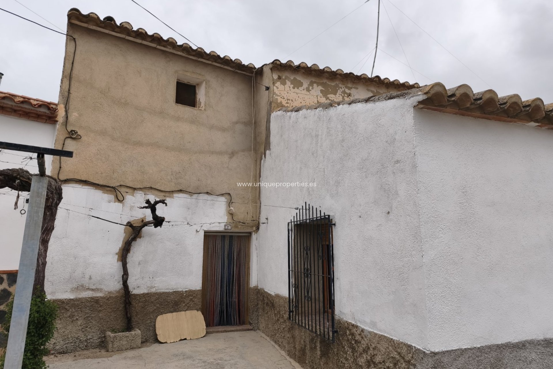 Revente - Cave House -
Caniles