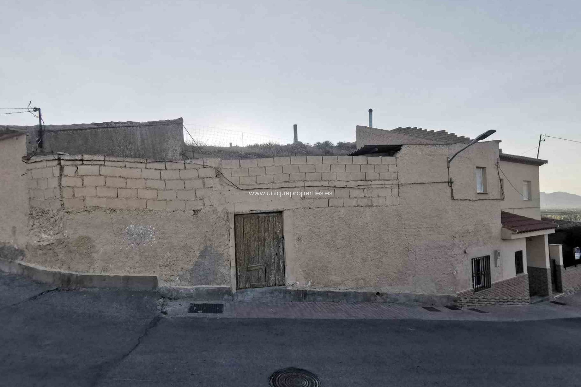 Revente - Cave House -
Caniles